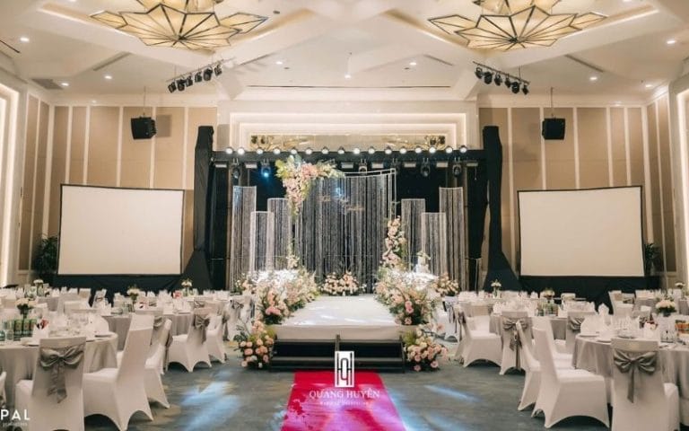 Đặt tiệc cưới tại khách sạn Melia Hà Nội
