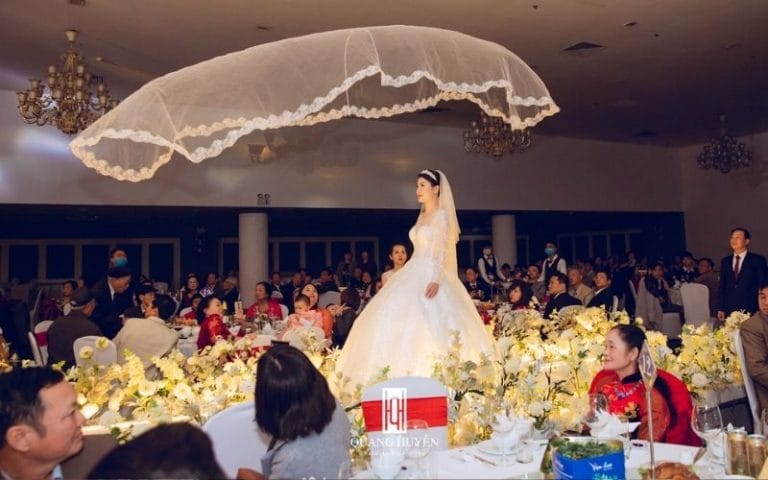 nhà hàng tiệc cưới vạn hoa hoàn kiếm hà nội